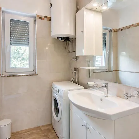 1 Bedroom Stunning In * Poljica (Zadar)